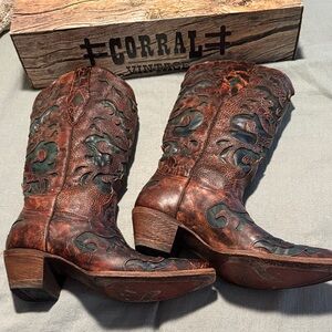 Corral Black and Turquoise Western Boots